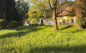 Bed&Breakfast Im Gruenen Nah An Wien